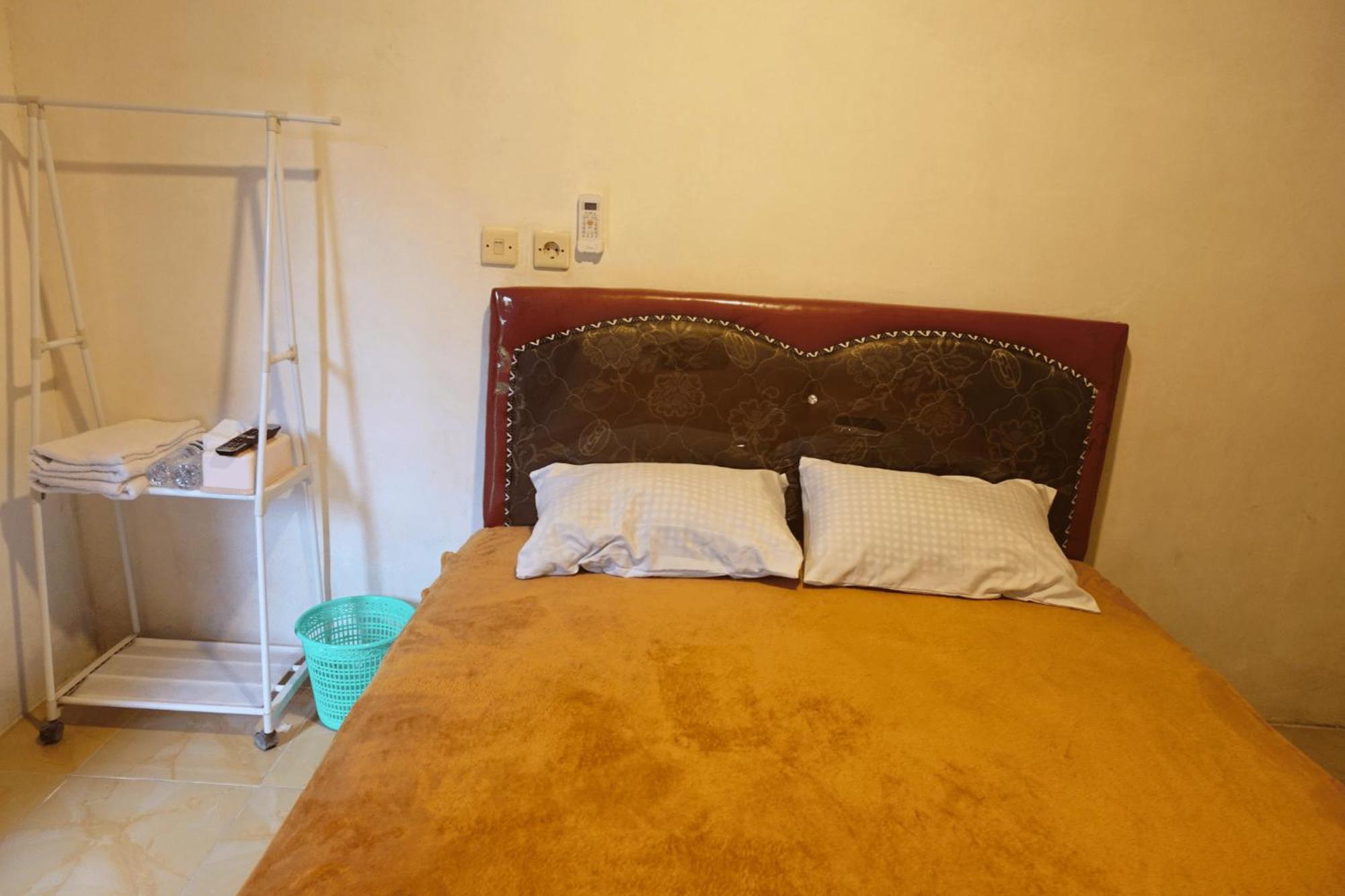 Mayeka Transit Hostel Bandara Internasional Lombok Praya Luaran gambar