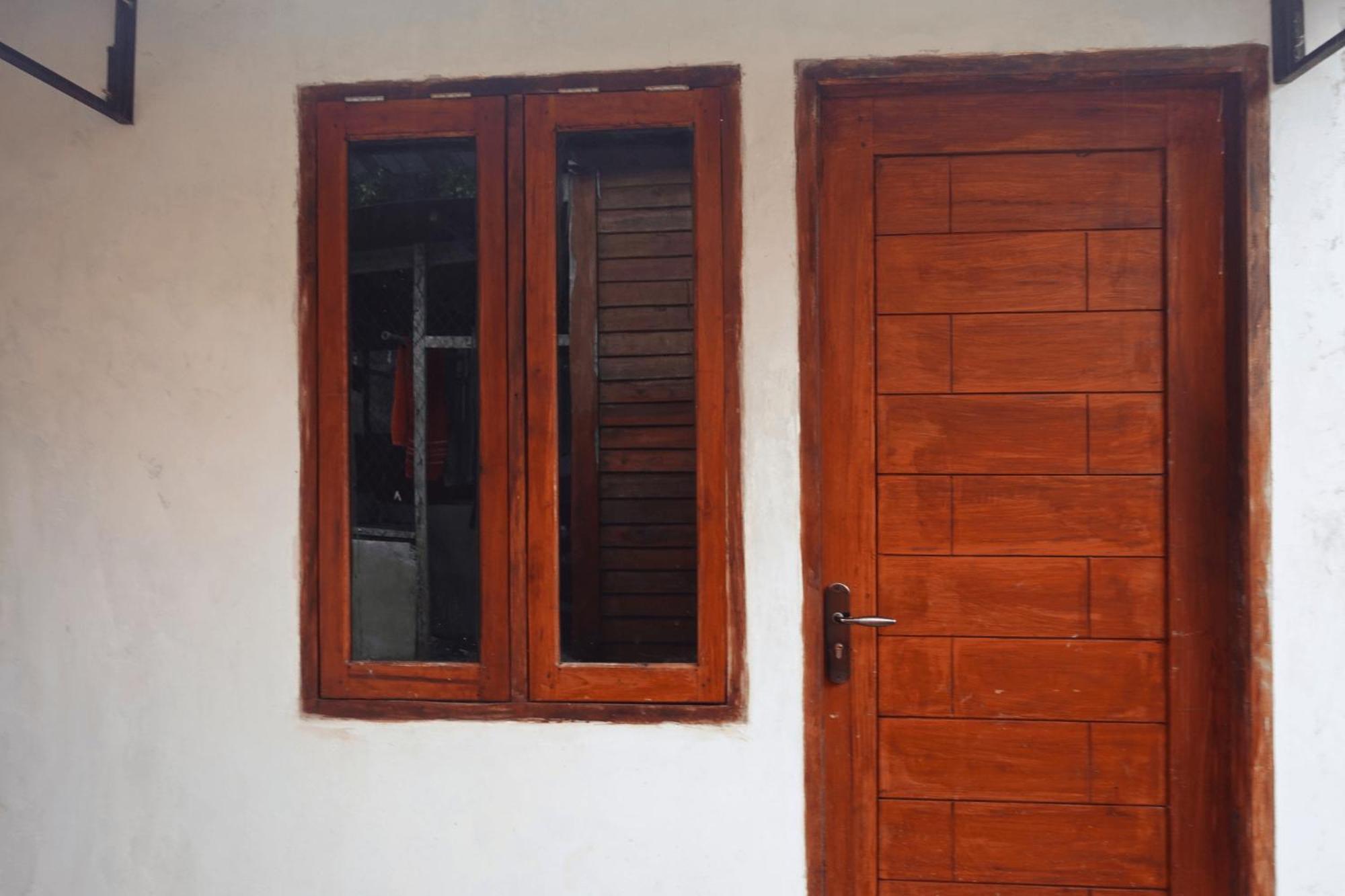 Mayeka Transit Hostel Bandara Internasional Lombok Praya Luaran gambar